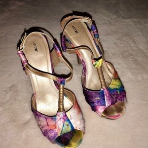 Apt. 9 Heels Watercolor Size 10
